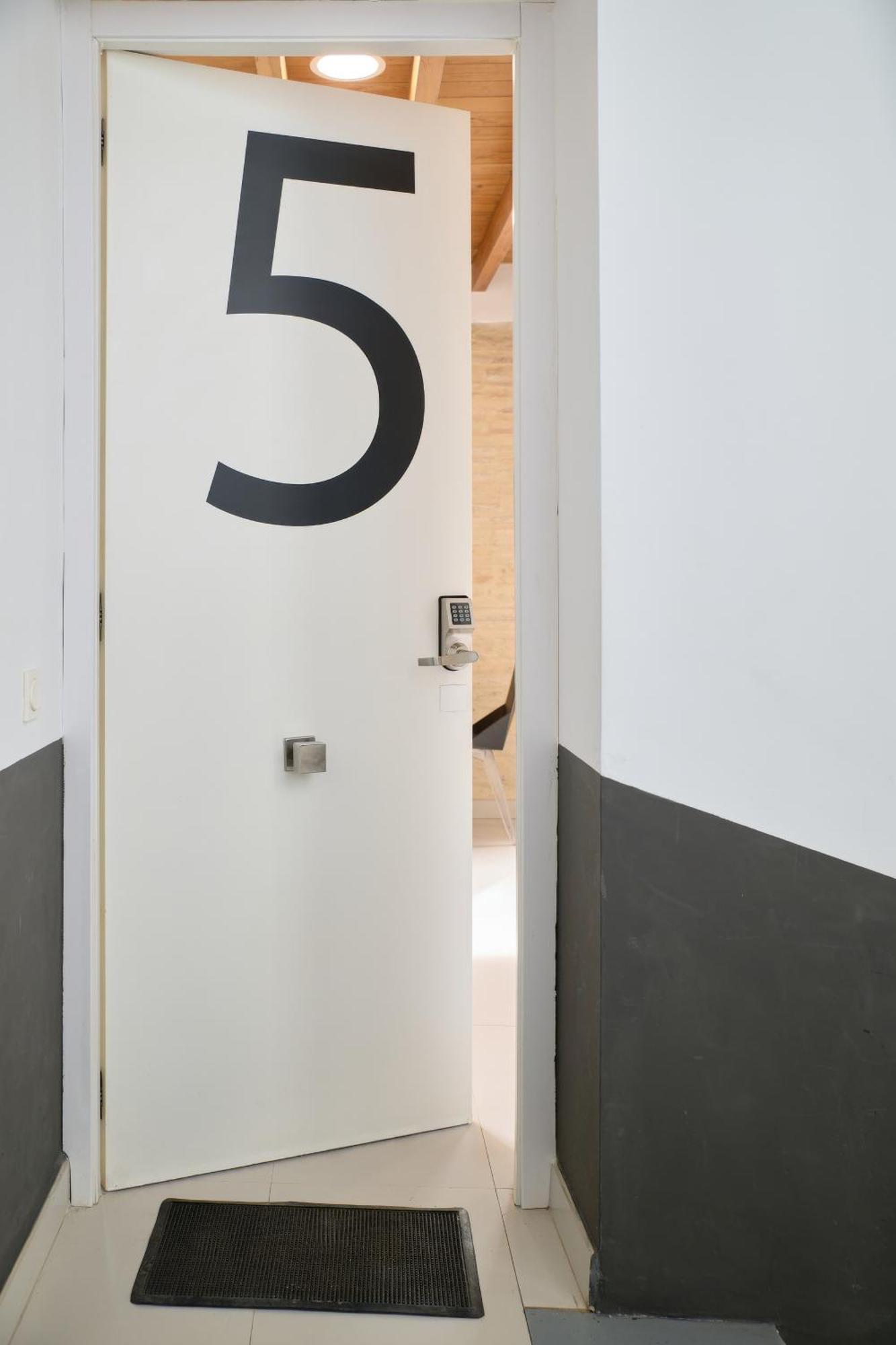 Apartamento Soleado En Plaza Del Carmen Walencja Zewnętrze zdjęcie
